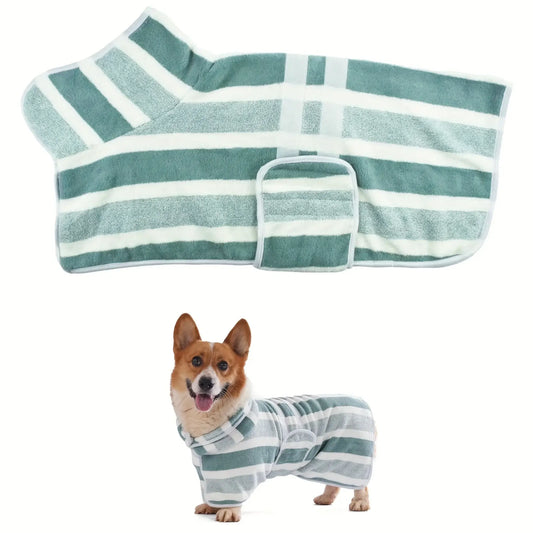 Quick dry pet towels featuring super absorbent microfiber bathrobe for fast drying dog grooming.