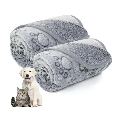 Soft Fluffy Pet Blanket - Warm Cartoon Pattern for Dogs & Cats