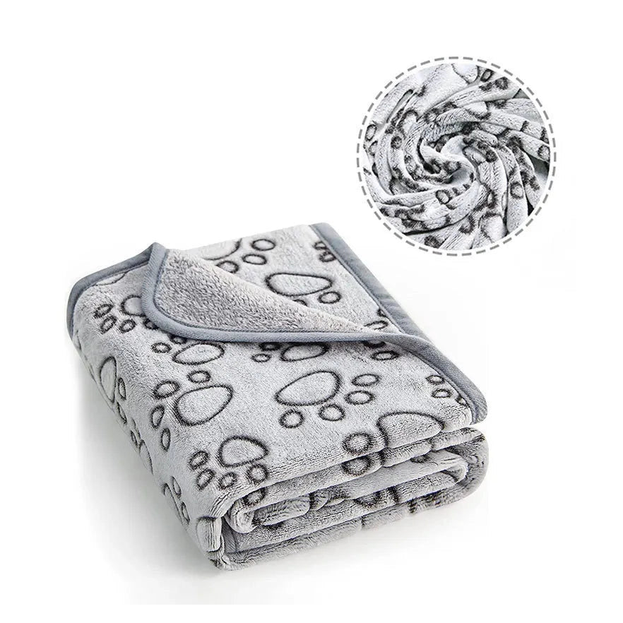 Soft Fluffy Pet Blanket - Warm Cartoon Pattern for Dogs & Cats